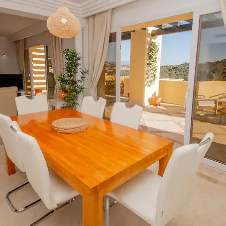 Apartment Majestic Hills 5 7 *