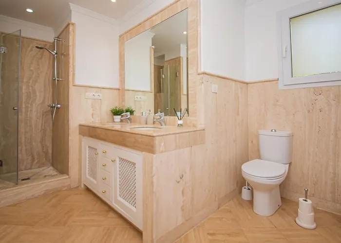 Majestic Hills 5 7 Apartment Casares